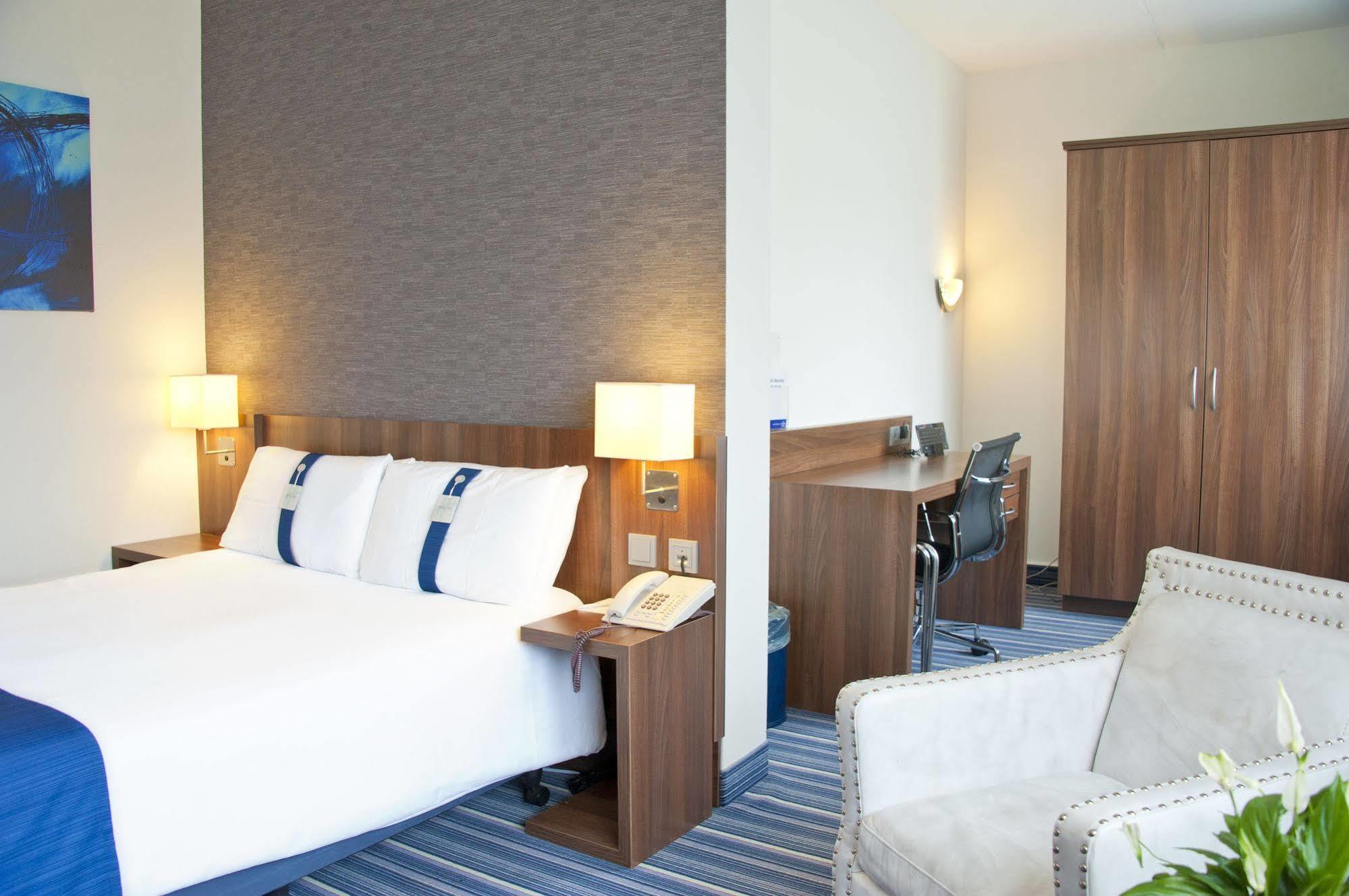 Hotel Port Of Moerdijk Εξωτερικό φωτογραφία