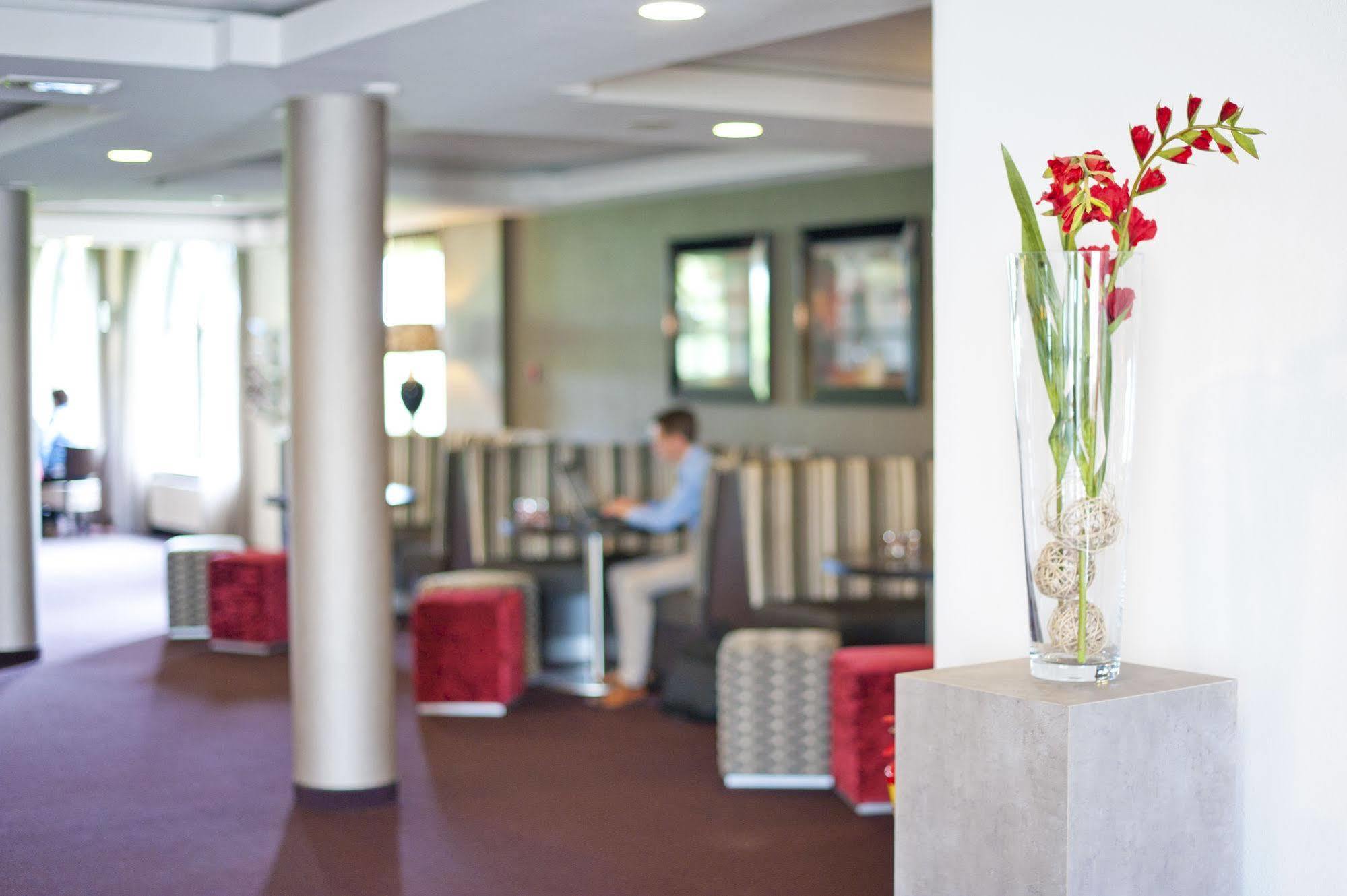 Hotel Port Of Moerdijk Εξωτερικό φωτογραφία